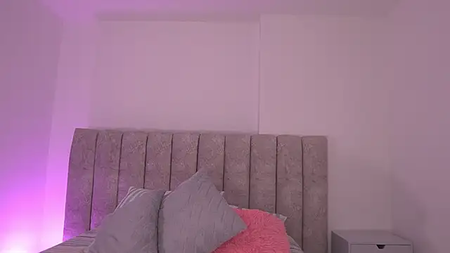 Snapshot of sam_lewins chatting on 11/04/25, 07:24 sam lewins online show from 11/04/25, 07:24