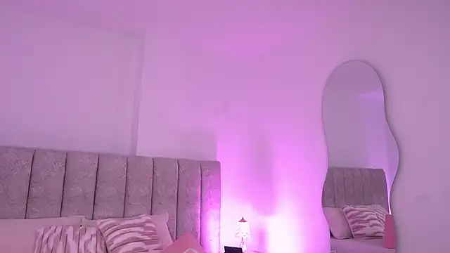 Snapshot of sam_lewins chatting on 11/25/25, 07:14 sam lewins online show from 11/25/25, 07:14