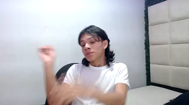 andy dan18 online show from 02/01/25, 03:52