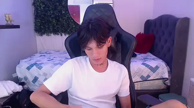 andy dan18 online show from 03/01/25, 07:59