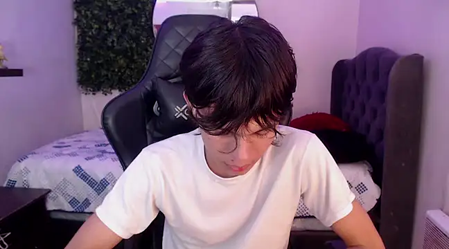 andy dan18 online show from 03/06/25, 01:14