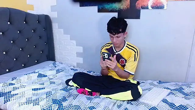 andy dan18 online show from 09/08/25, 05:45