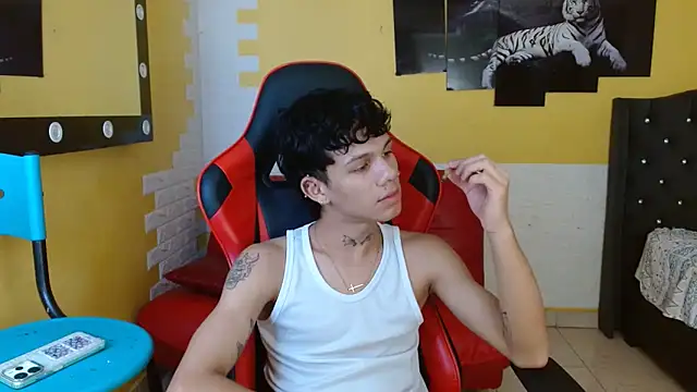 andy dan18 online show from 09/23/25, 05:38