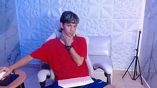 andy dan18 online show from 03/19/26, 08:24