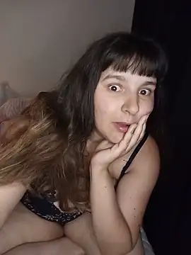Heleneecesmecs2 online show from 06/07/26, 09:51