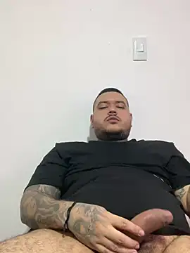 El Titan1998 online show from 01/01/25, 09:52