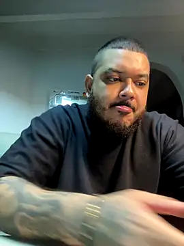 El Titan1998 online show from 10/20/25, 11:49