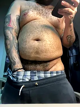 El Titan1998 online show from 12/19/25, 10:06