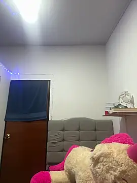 BlueStoneX online show from 02/04/25, 04:59