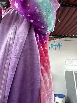 BlueStoneX online show from 02/12/25, 03:49