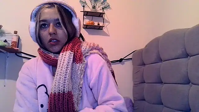 Snapshot of BlueStoneX chatting on 01/09/26, 06:38 BlueStoneX online show from 01/09/26, 06:38