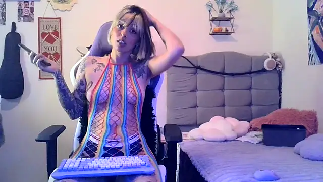 BlueStoneX online show from 04/24/26, 07:55