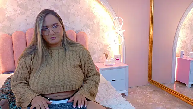 MiaLaurents online show from 01/15/26, 04:28