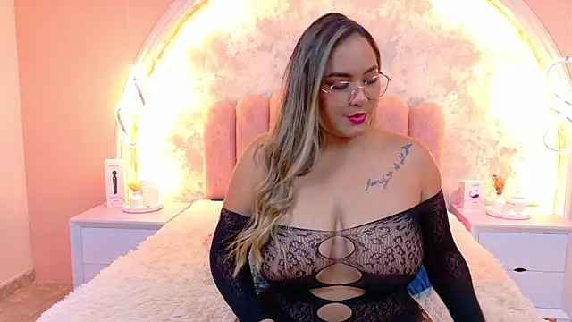 MiaLaurents online show from 01/18/26, 04:38