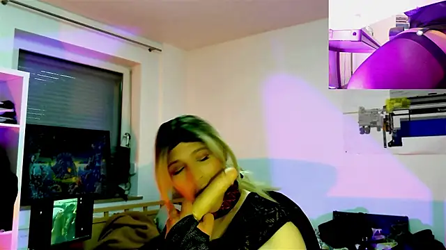 Snapshot of DYasmin69 chatting on 02/15/25, 07:27 DYasmin69 online show from 02/15/25, 07:27