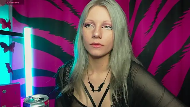 Vasya Sylvia online show from 06/17/26, 04:04