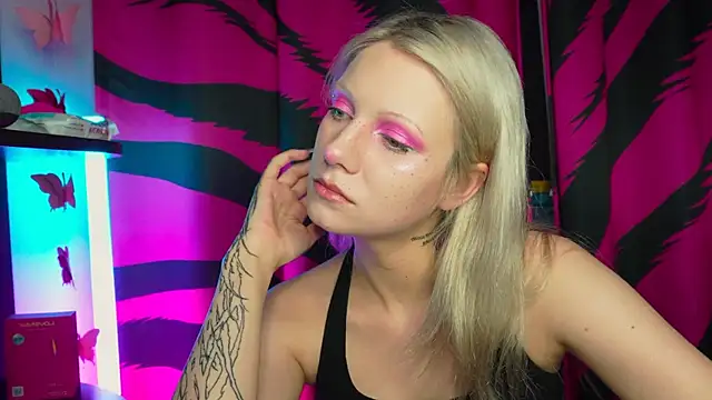 Vasya Sylvia online show from 07/18/26, 06:56