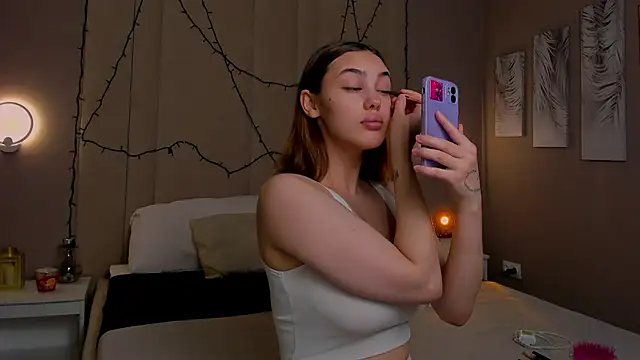 Snapshot of AngelicaKleee chatting on 09/11/25, 01:39 AngelicaKleee online show from 09/11/25, 01:39