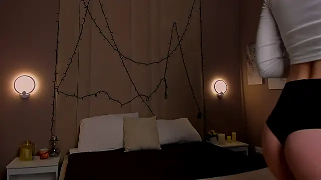 Snapshot of AngelicaKleee chatting on 09/13/25, 01:38 AngelicaKleee online show from 09/13/25, 01:38