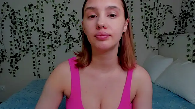 Snapshot of AngelicaKleee chatting on 10/12/25, 01:37 AngelicaKleee online show from 10/12/25, 01:37