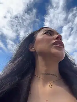 Alexiaa2006 online show from 04/24/26, 08:28