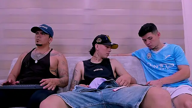 hell twink online show from 01/21/25, 08:21