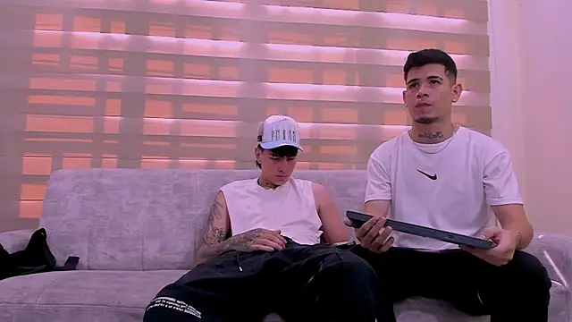 hell twink online show from 01/27/25, 08:07