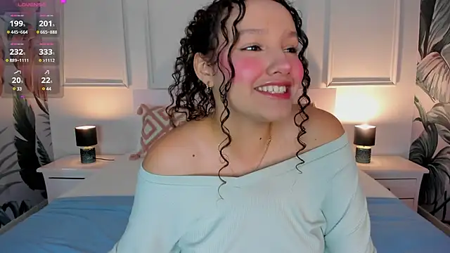 LucyLovelyy online show from 03/22/25, 12:39