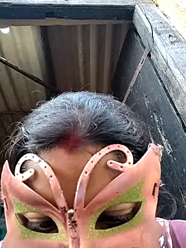 Snapshot of sweet_suman chatting on 11/14/25, 04:11 sweet suman online show from 11/14/25, 04:11