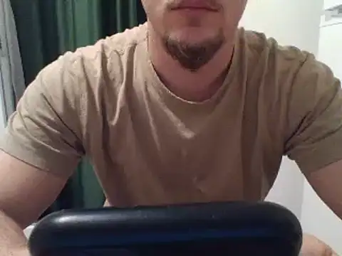 Snapshot of couplehot992 chatting on 01/03/25, 03:12 couplehot992 online show from 01/03/25, 03:12