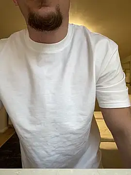 Snapshot of couplehot992 chatting on 02/23/25, 03:08 couplehot992 online show from 02/23/25, 03:08