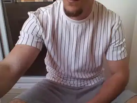 Snapshot of couplehot992 chatting on 03/08/25, 10:00 couplehot992 online show from 03/08/25, 10:00