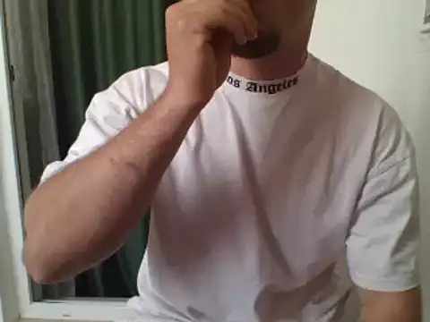 Snapshot of couplehot992 chatting on 03/11/25, 02:29 couplehot992 online show from 03/11/25, 02:29