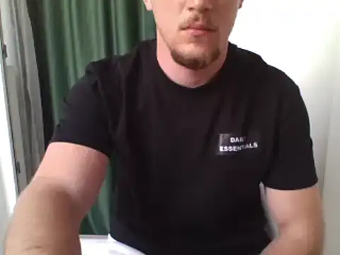 Snapshot of couplehot992 chatting on 03/12/25, 02:12 couplehot992 online show from 03/12/25, 02:12