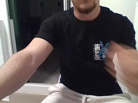 Snapshot of couplehot992 chatting on 03/15/25, 07:38 couplehot992 online show from 03/15/25, 07:38