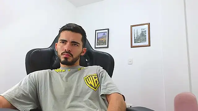 Massimoo 07 online show from 12/29/24, 11:08