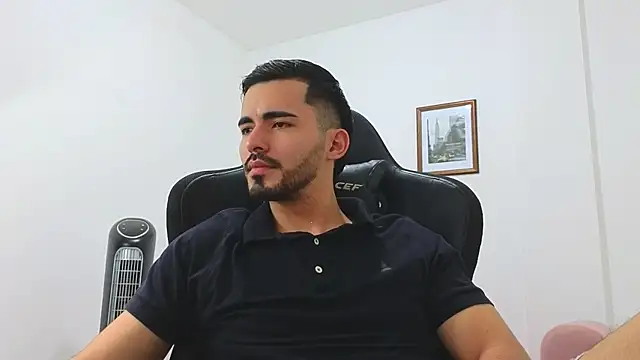 Massimoo 07 online show from 01/06/25, 08:07