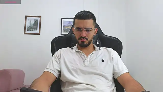 Massimoo 07 online show from 11/25/25, 02:50