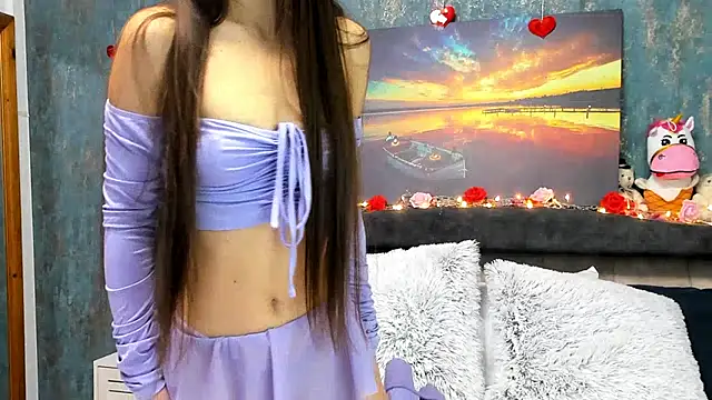 EmaLowe online show from 02/25/25, 04:35