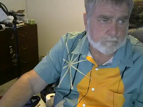 viejo oso online show from 09/16/25, 03:07