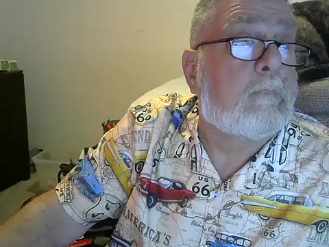 viejo oso online show from 10/12/25, 04:50