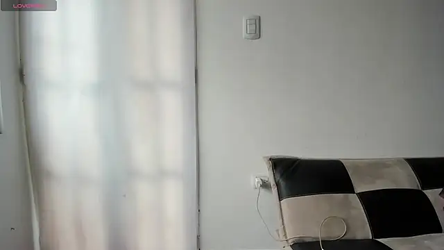 Sophia cyrus11 online show from 11/16/25, 06:24