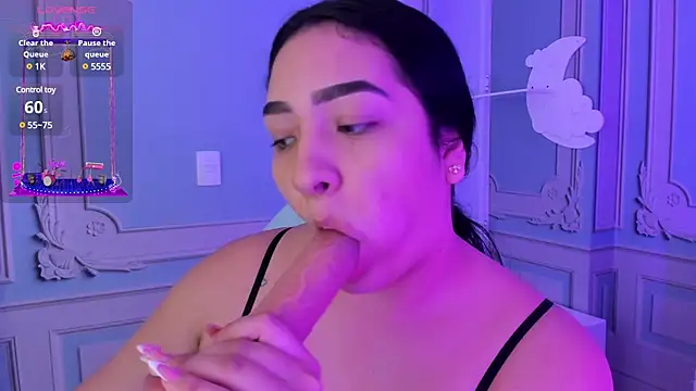 stefany duque1  online show from 02/02/25, 12:19