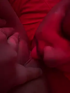 cloudy couple444 online show from 01/05/25, 09:15