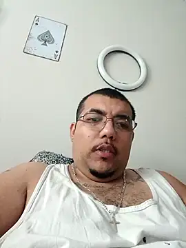 cloudy couple444 online show from 09/17/25, 09:38