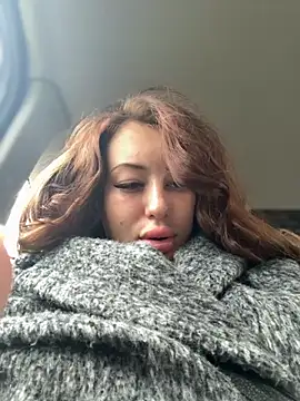 Snapshot of AndreaMood chatting on 09/25/25, 02:48 AndreaMood online show from 09/25/25, 02:48