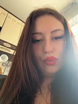 Snapshot of AndreaMood chatting on 05/13/26, 03:37 AndreaMood online show from 05/13/26, 03:37