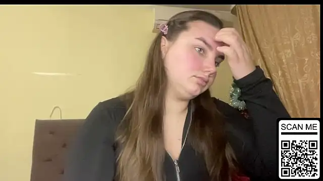 Snapshot of Dreamyblushfairy chatting on 01/18/26, 05:06 Dreamyblushfairy online show from 01/18/26, 05:06