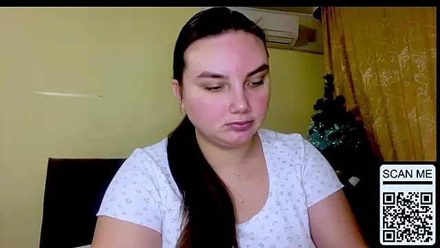 Snapshot of Dreamyblushfairy chatting on 02/04/26, 05:52 Dreamyblushfairy online show from 02/04/26, 05:52