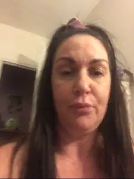 BELLAMORGANE1 online show from 03/19/26, 09:41